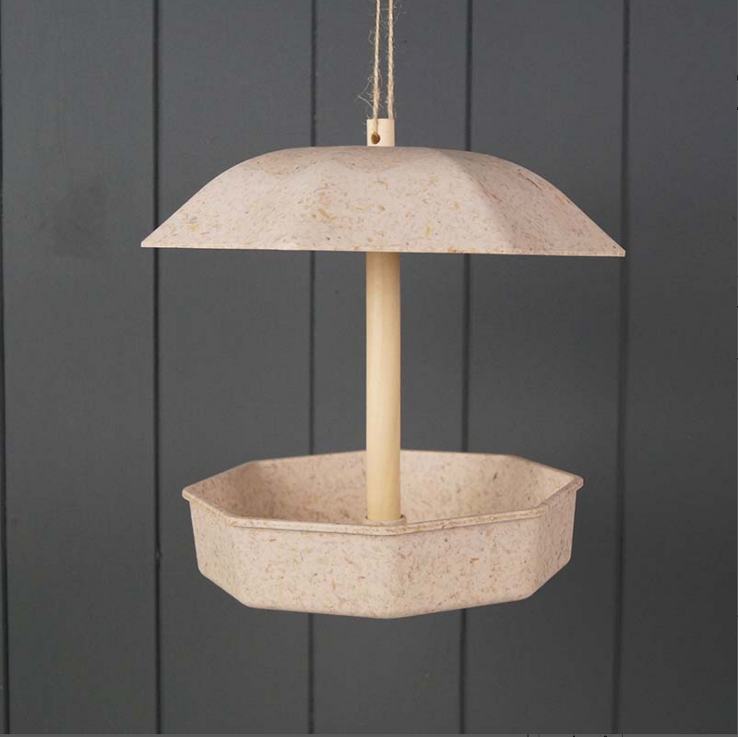 Earthy Mealworm Feeder - Chaff